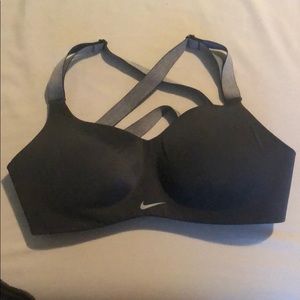 nike bra